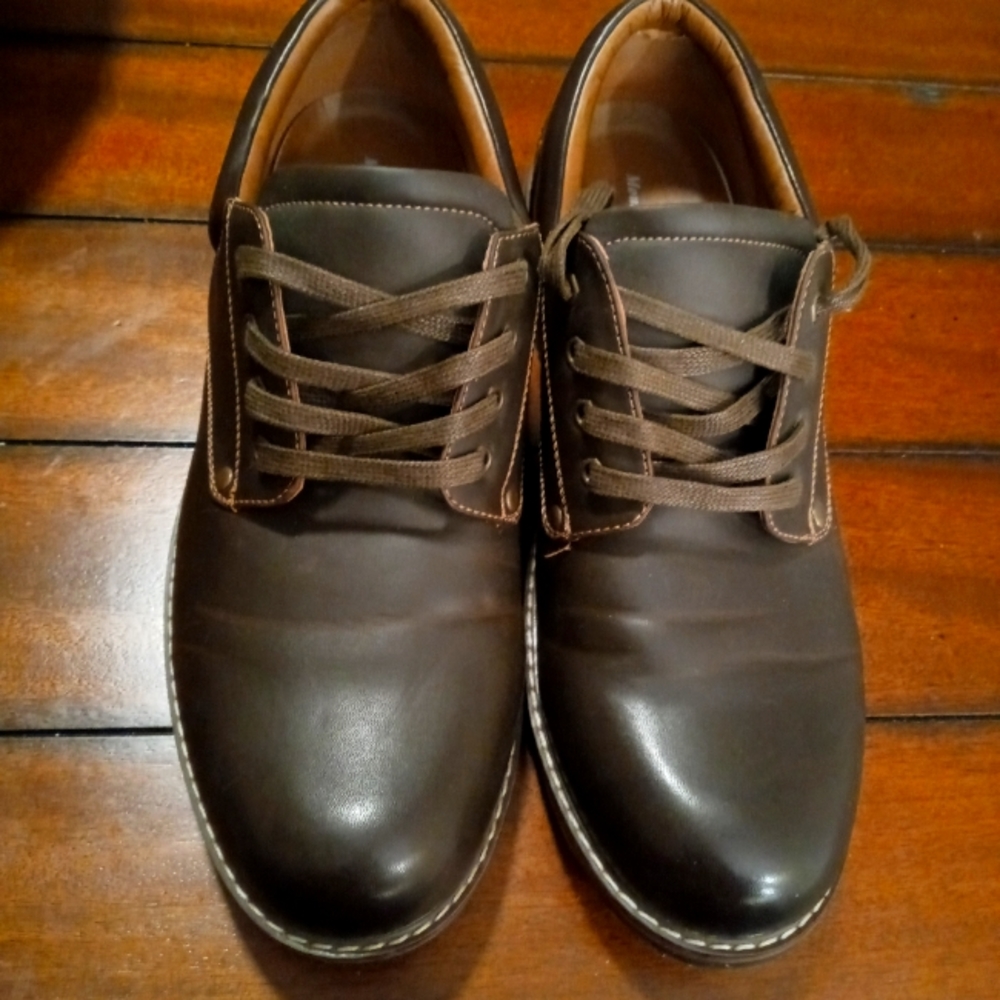 Mountain Creek Steven casual size 14m shoes men